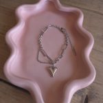 Zilverkleurige dubbele armband met hartjeshanger – Studio Glow Jewels